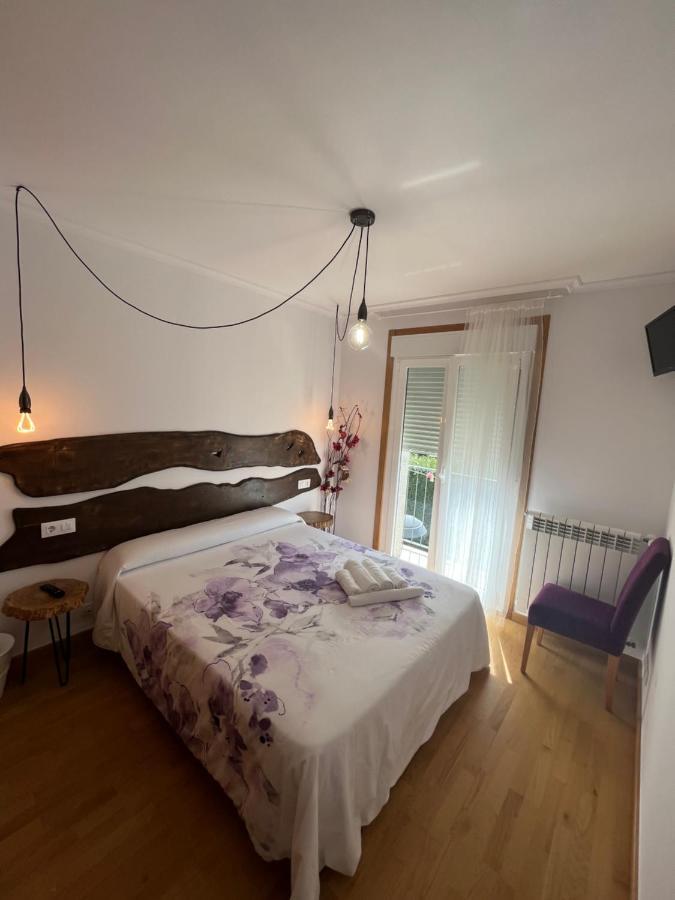 Entrecaminos Hotel O Pedrouzo Bagian luar foto